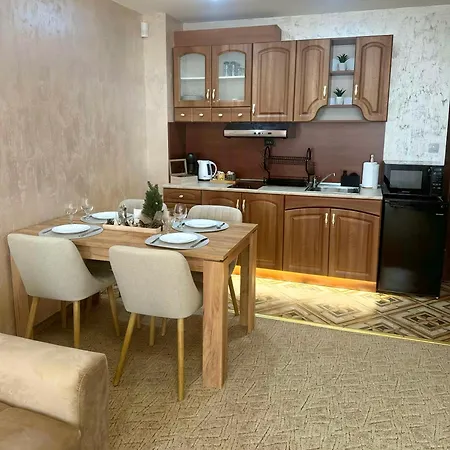 Raya Apartament *